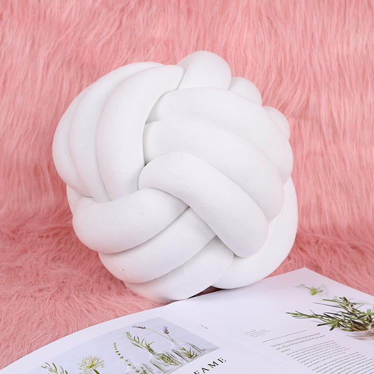 Knot Ball Cushion | White